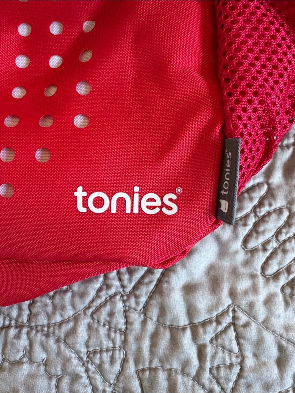 Tonies Red Kids Audio Backpack – Compact Play & Carry Bag - Picture 2 of 4